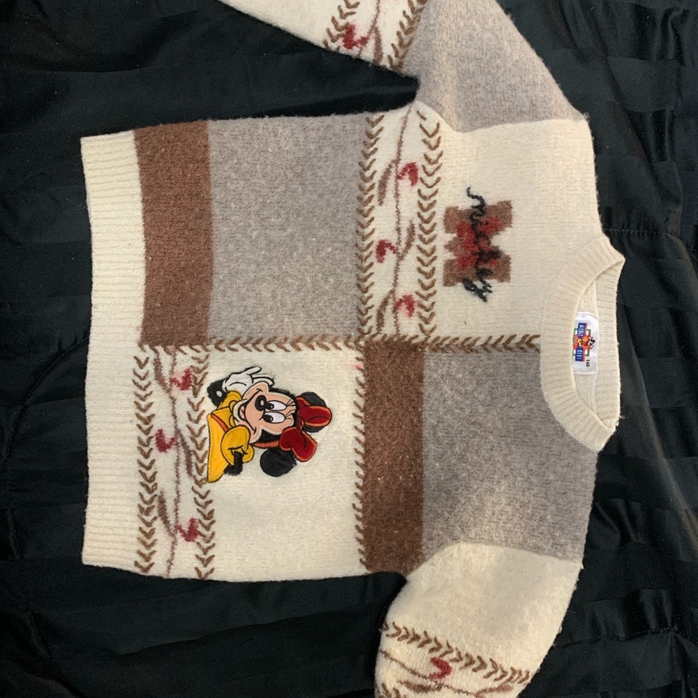 Girls vintage 80% wool Disney sweater